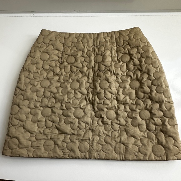 & Other Stories Quilted Floral Mini Skirt | Size 6 - Picture 7 of 7